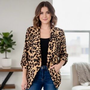 🚨4X$25🚨 Animal print blazer
